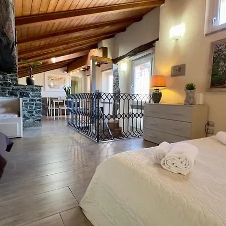 Medioevo V - Openspace In The Center Of Apartment Como